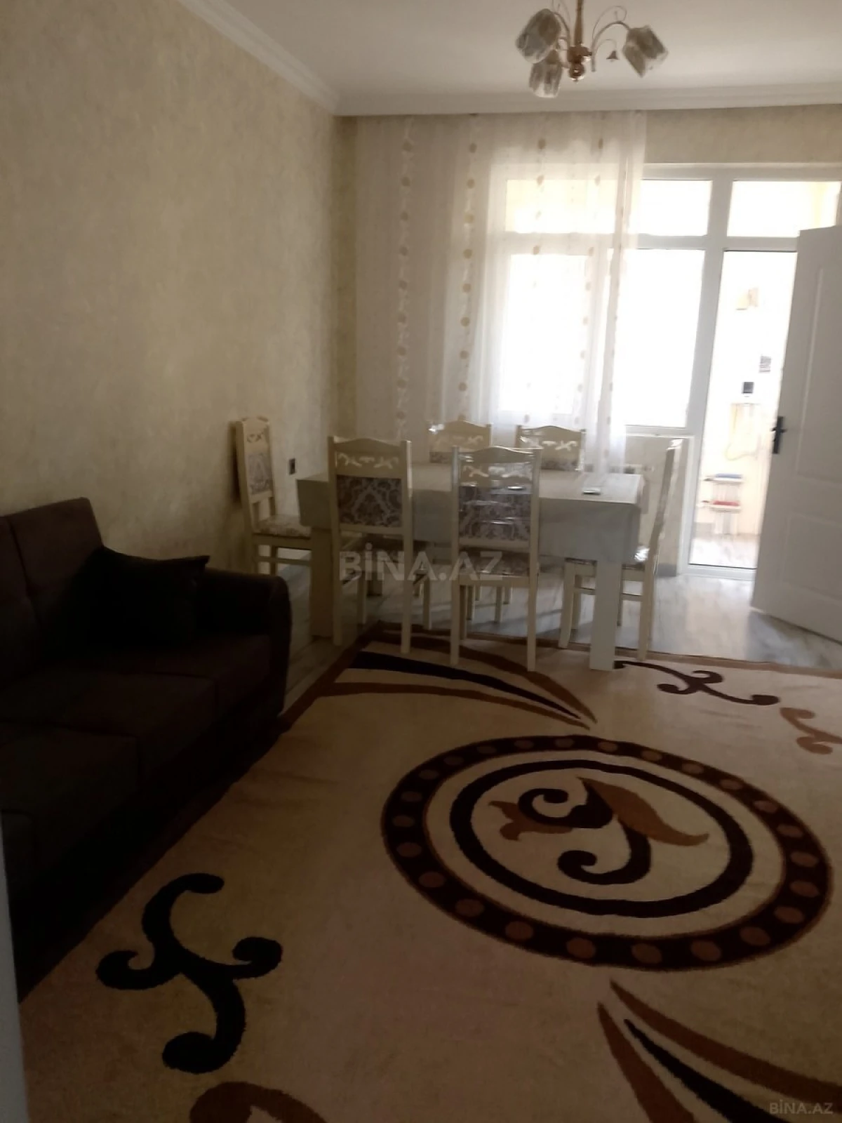 Kirayə verilir 2 otaqlı mənzil 50 m²
