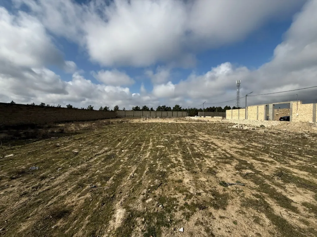 Satılır torpaq sahəsi 25 m²