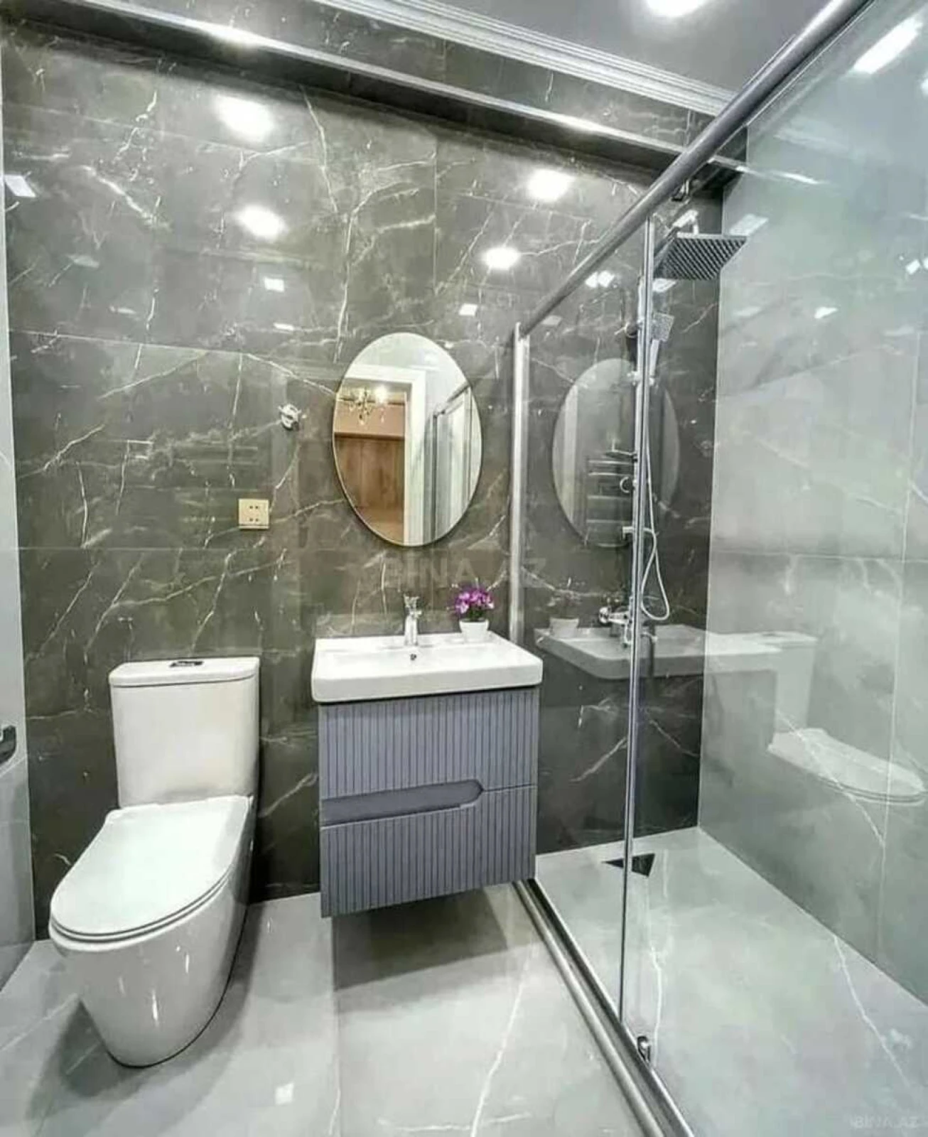Satılır 2 otaqlı mənzil 68 m²