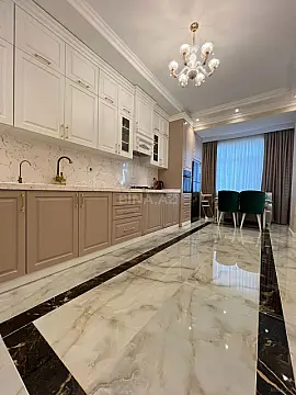 Satılır 2 otaqlı mənzil 68 m²