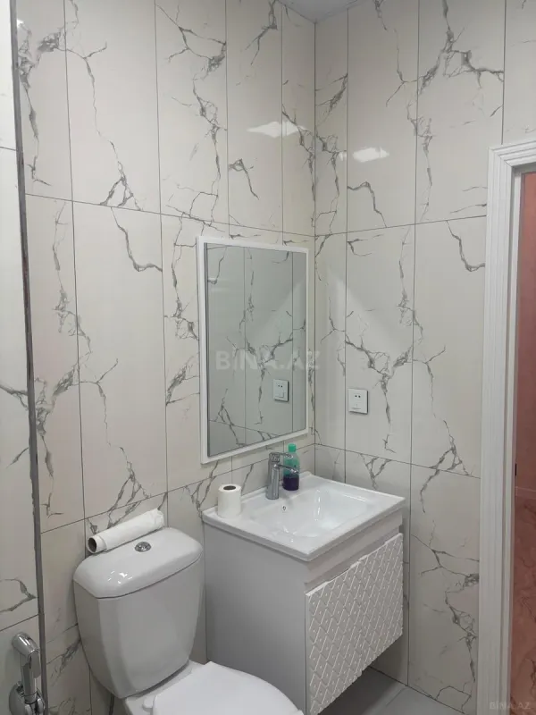 Kirayə verilir 2 otaqlı mənzil 80 m²