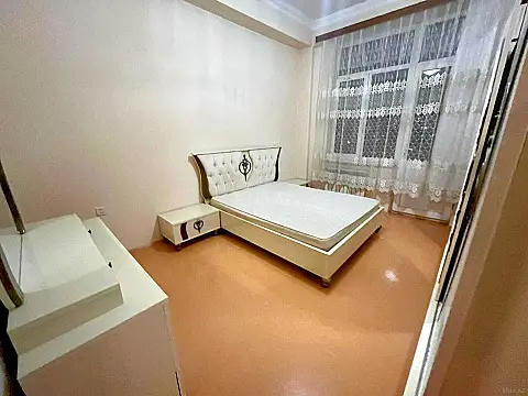 Kirayə verilir 2 otaqlı mənzil 88 m² — Bakı, İnşaatçılar 2 otaq 88.00 m²