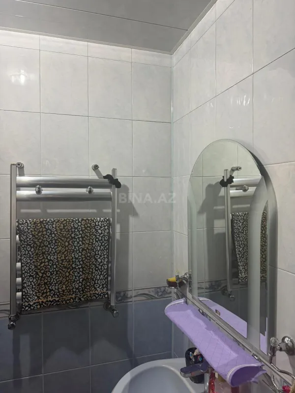 Satılır 4 otaqlı mənzil 158 m²