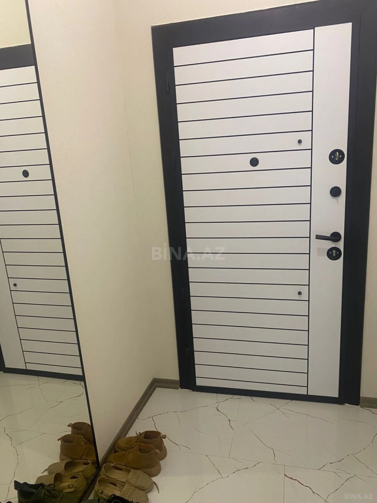 Satılır 2 otaqlı mənzil 55 m²