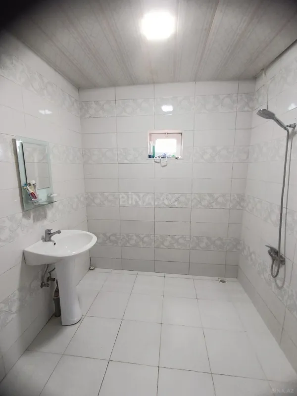 Satılır 4 otaqlı həyət evi 132 m²