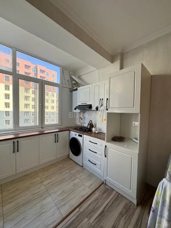 Satılır 2 otaqlı mənzil 58 m²