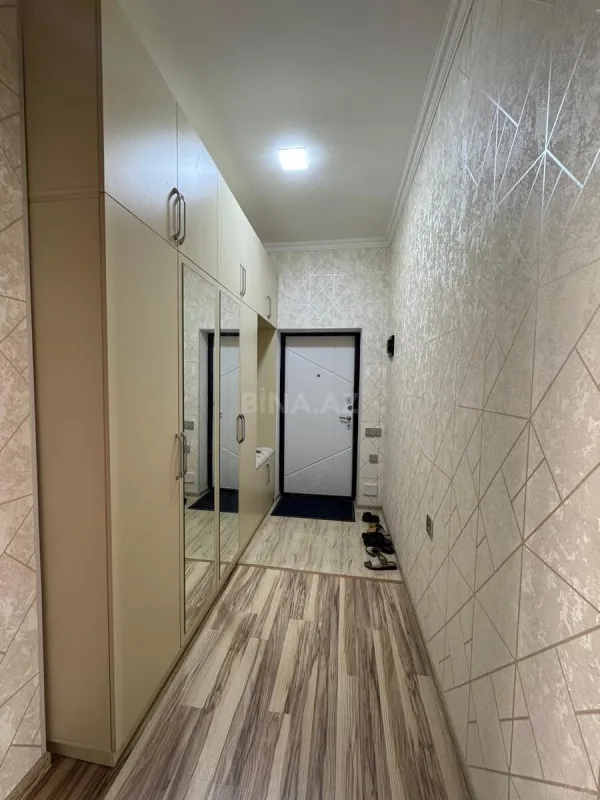 Satılır 2 otaqlı mənzil 58 m²