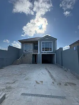Satılır 4 otaqlı həyət evi 120 m²