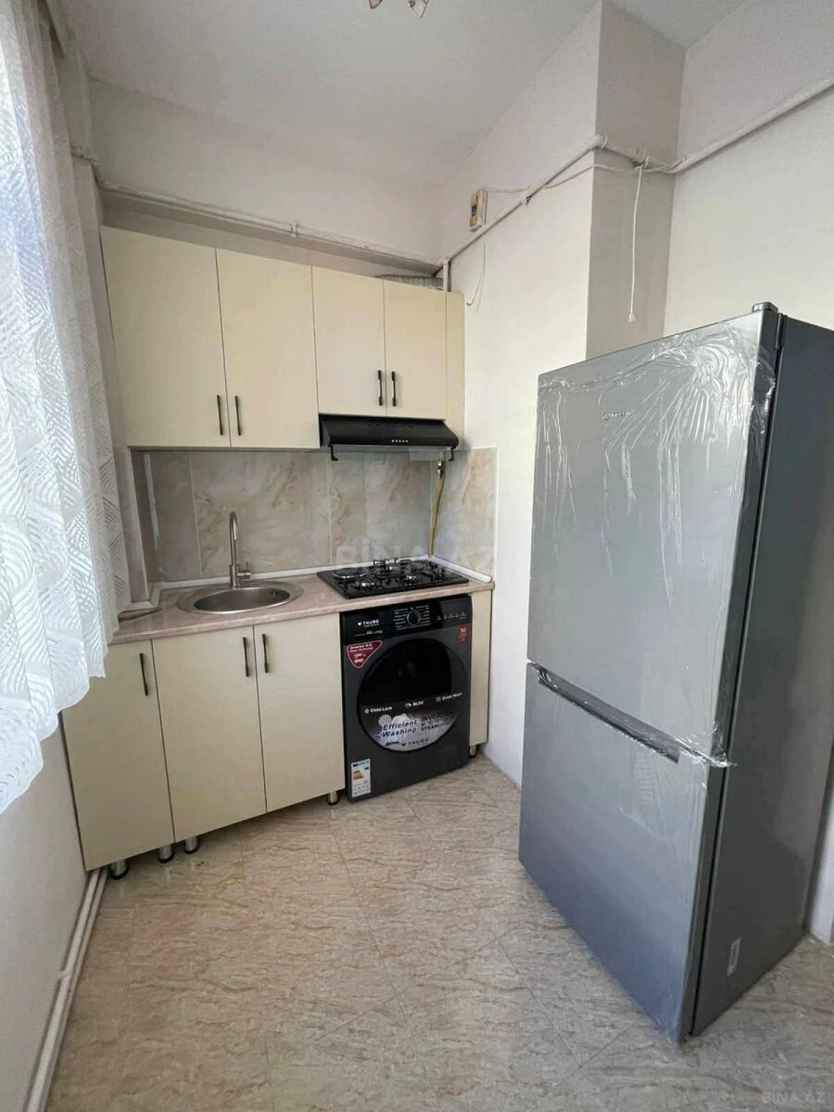 Kirayə verilir 2 otaqlı mənzil 55 m²