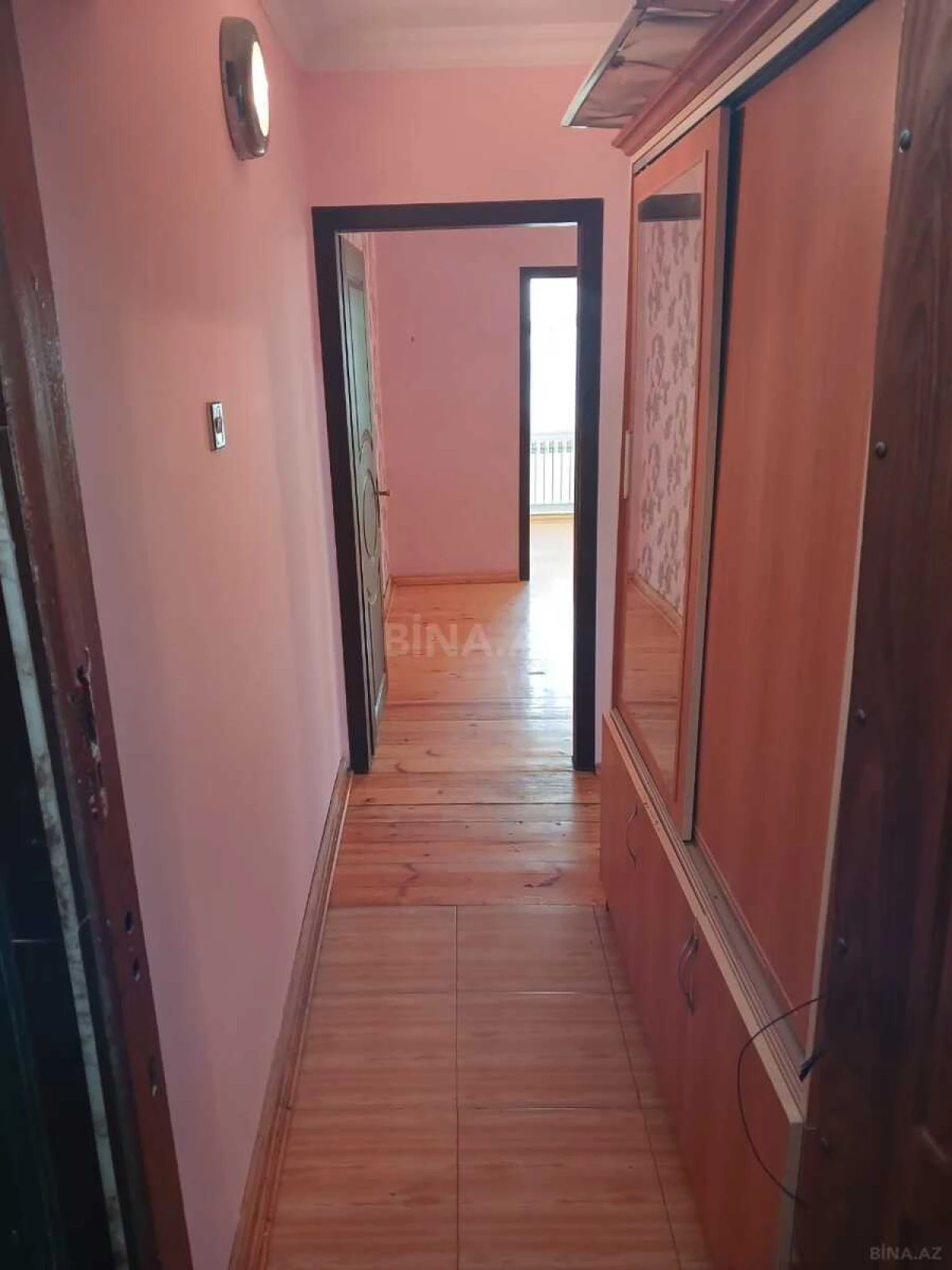 Satılır 2 otaqlı mənzil 47 m²