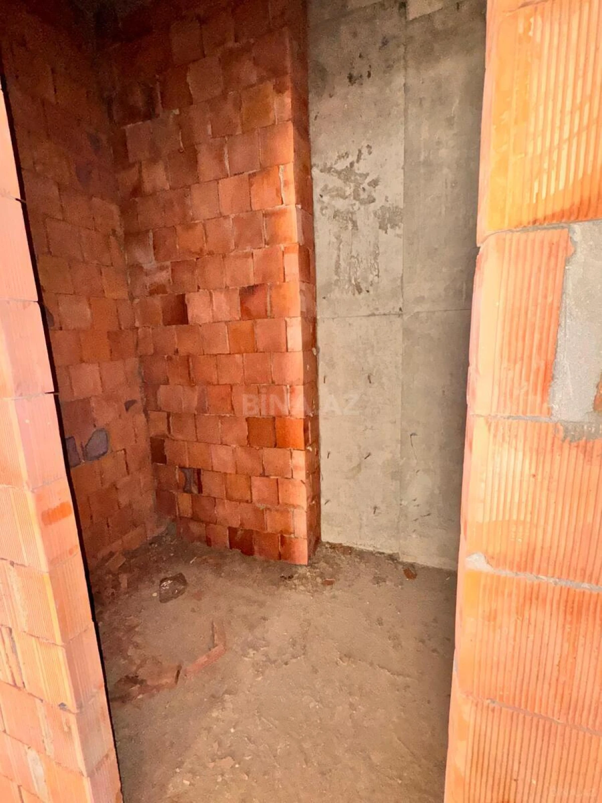 Satılır 2 otaqlı mənzil 51 m²