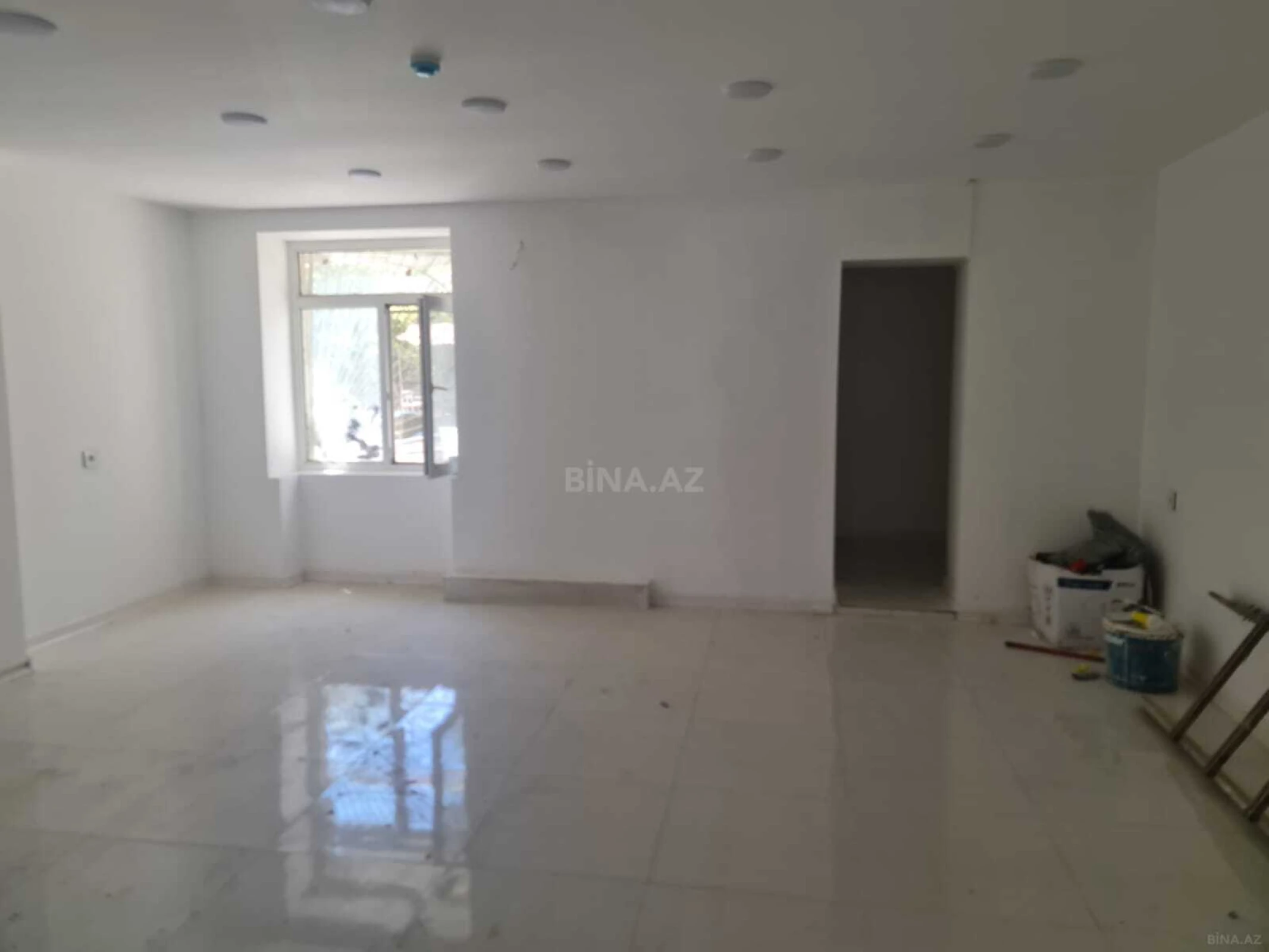 Kirayə verilir obyekt 60 m²