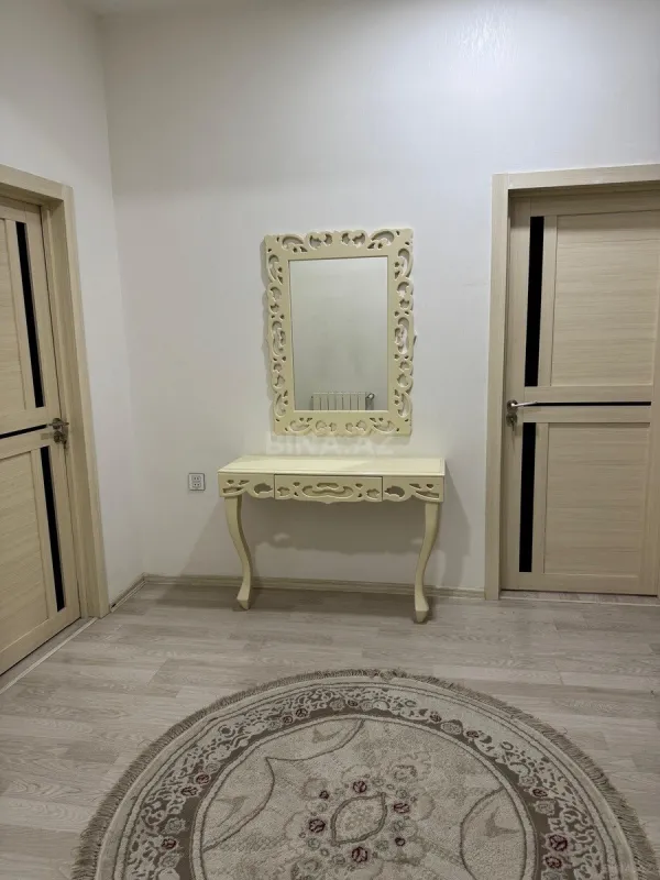Satılır 3 otaqlı mənzil 120 m²