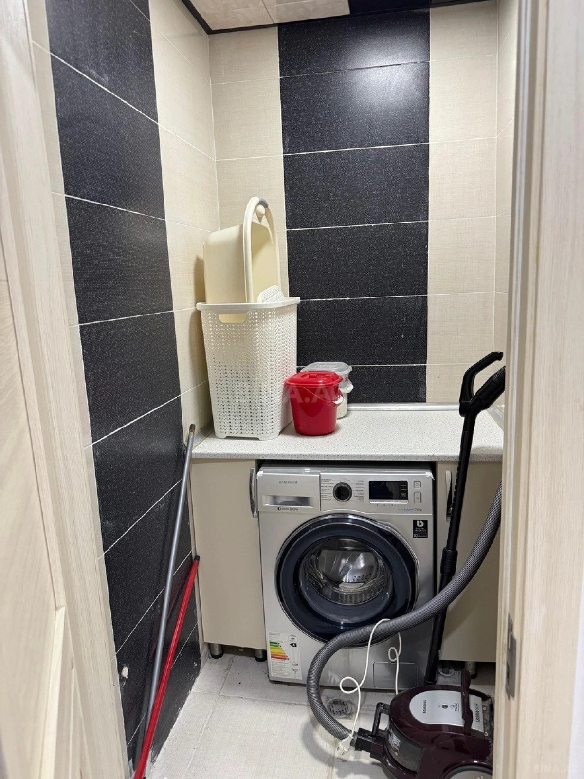 Satılır 3 otaqlı mənzil 120 m²