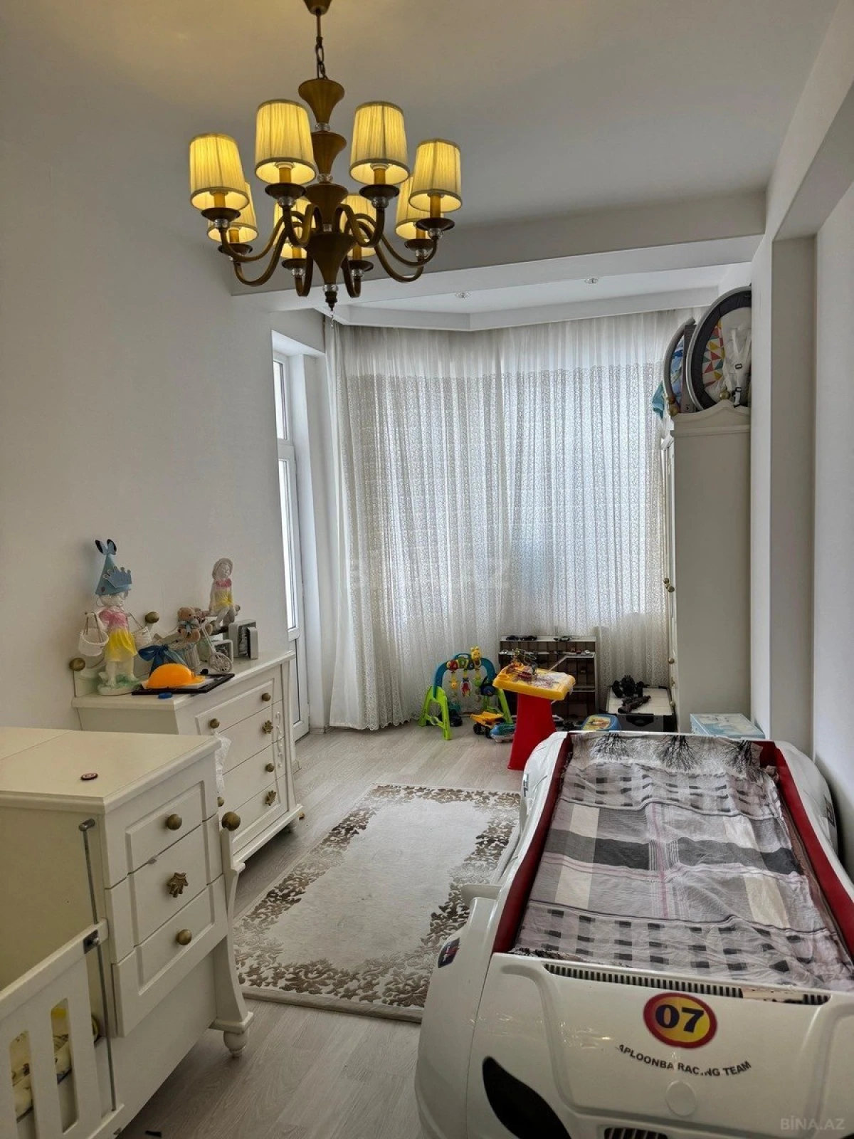 Satılır 3 otaqlı mənzil 120 m²
