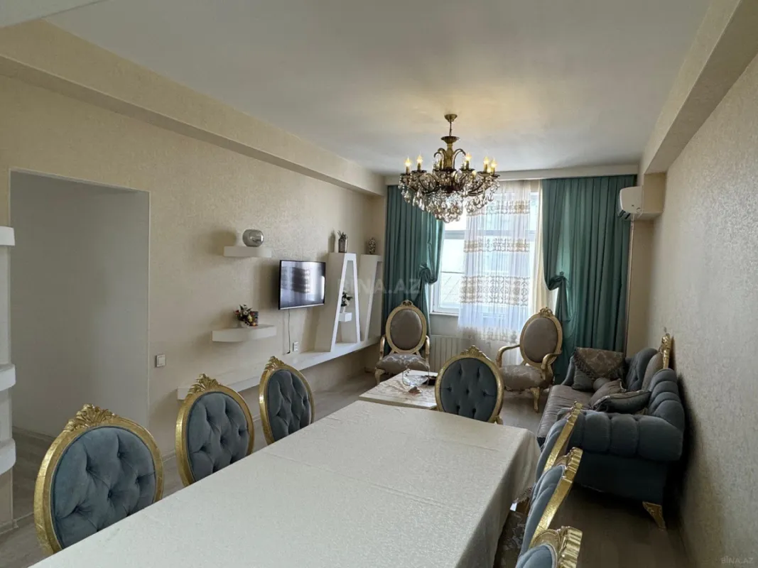 Satılır 3 otaqlı mənzil 120 m²