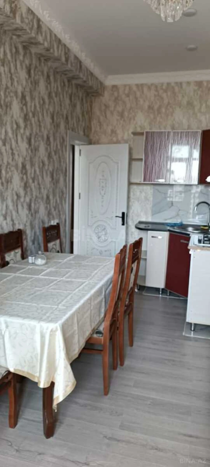 Kirayə verilir 2 otaqlı mənzil 53 m²