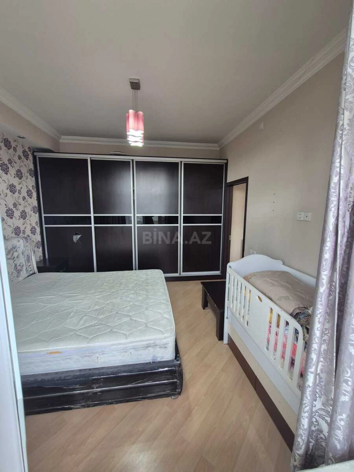 Satılır 2 otaqlı mənzil 60 m²
