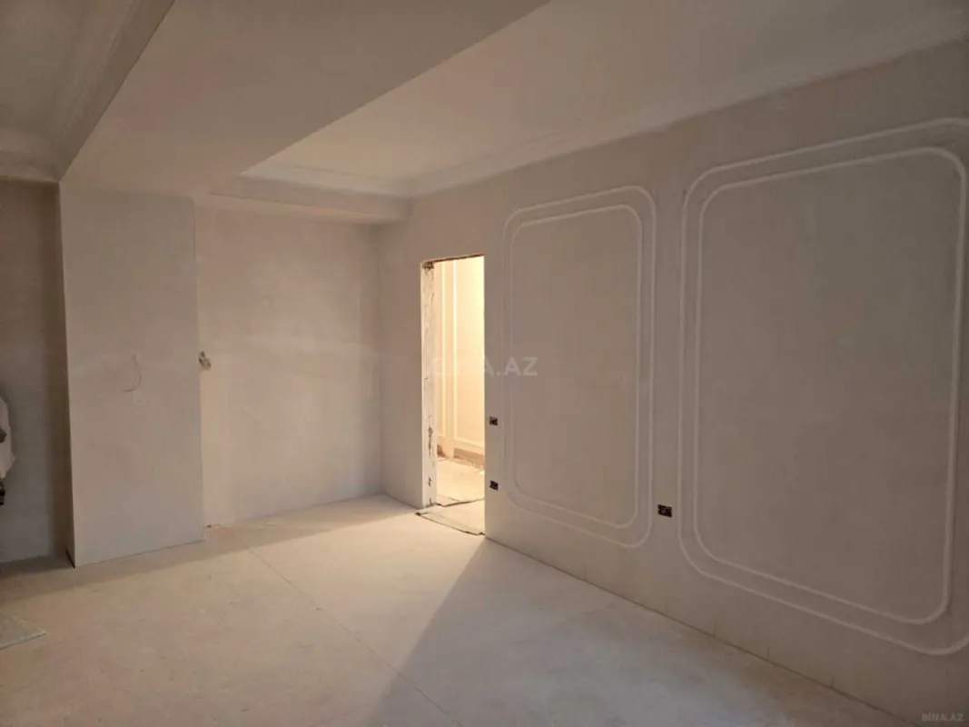 Satılır 3 otaqlı mənzil 137 m²