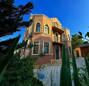 Satılır 8 otaqlı həyət evi 375 m² — Bakı, Nizami 8 otaq 375.00 m²