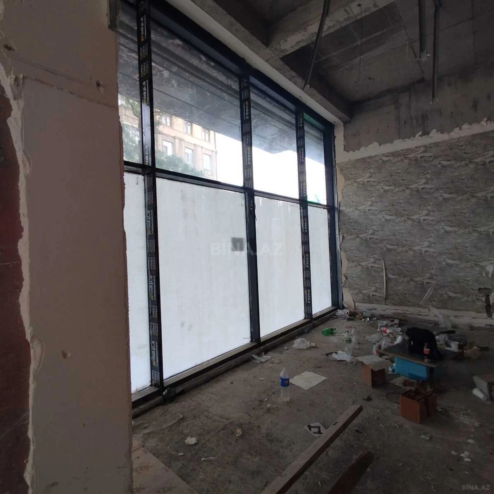 Kirayə verilir obyekt 166 m²