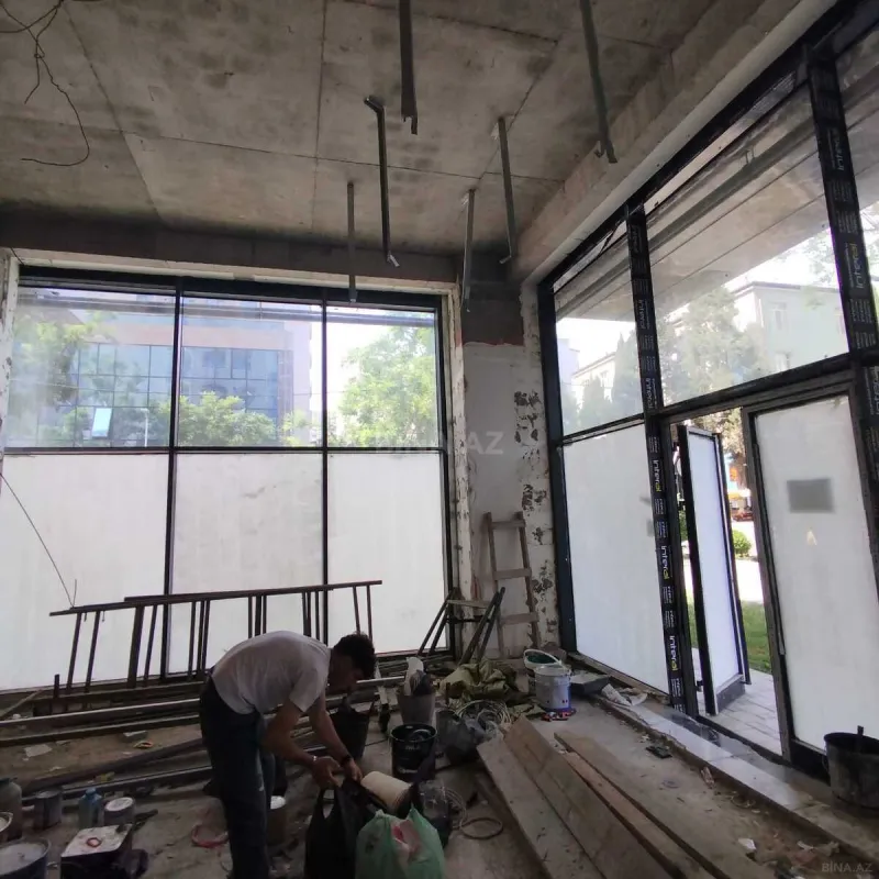 Kirayə verilir obyekt 166 m²