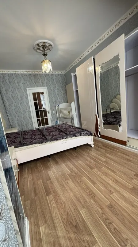 Kirayə verilir 2 otaqlı mənzil 70 m²