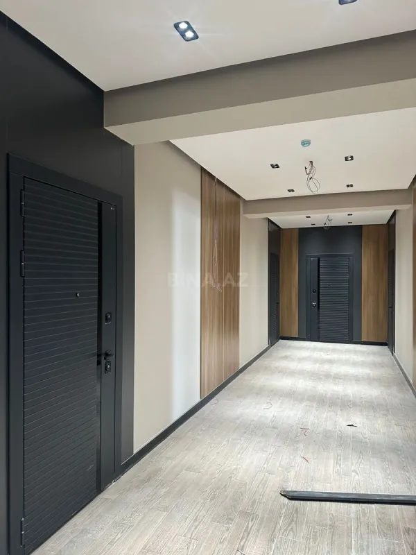 Satılır 1 otaqlı mənzil 77 m²