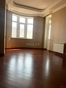 Satılır 3 otaqlı mənzil 123 m²
