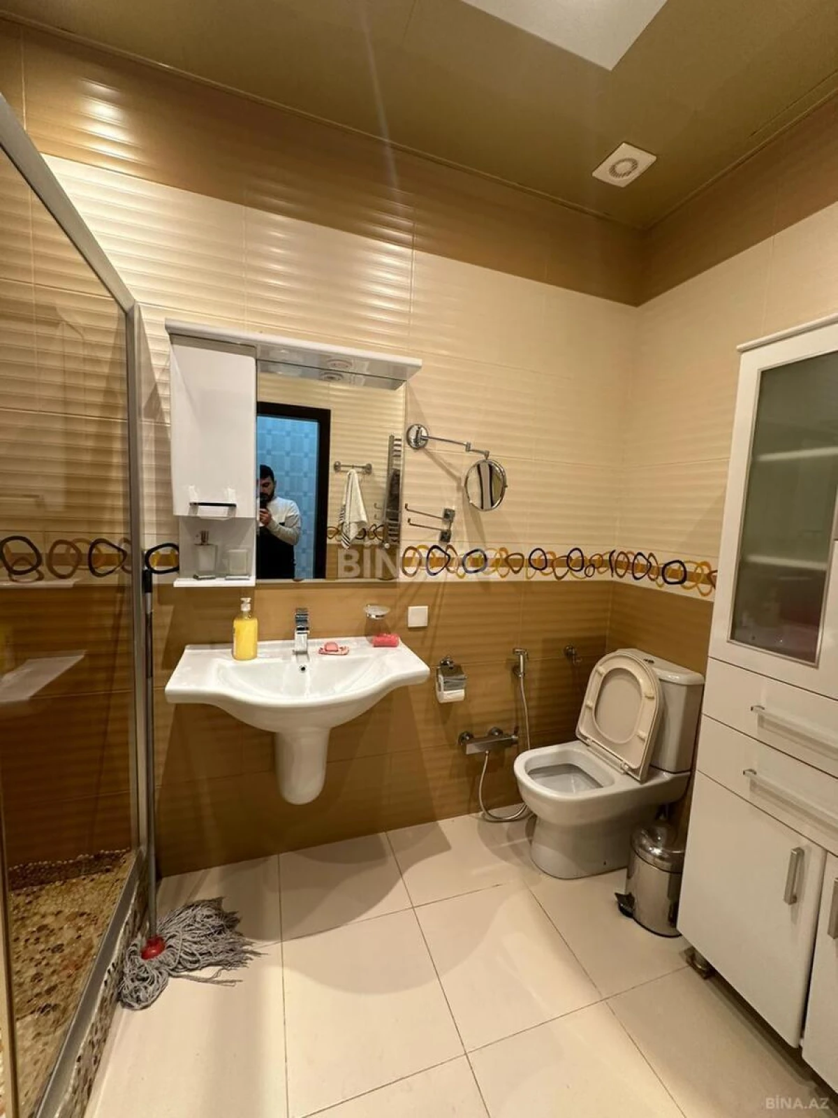 Kirayə verilir 3 otaqlı mənzil 115 m²