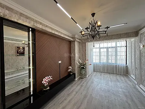 Satılır 2 otaqlı mənzil 58 m²