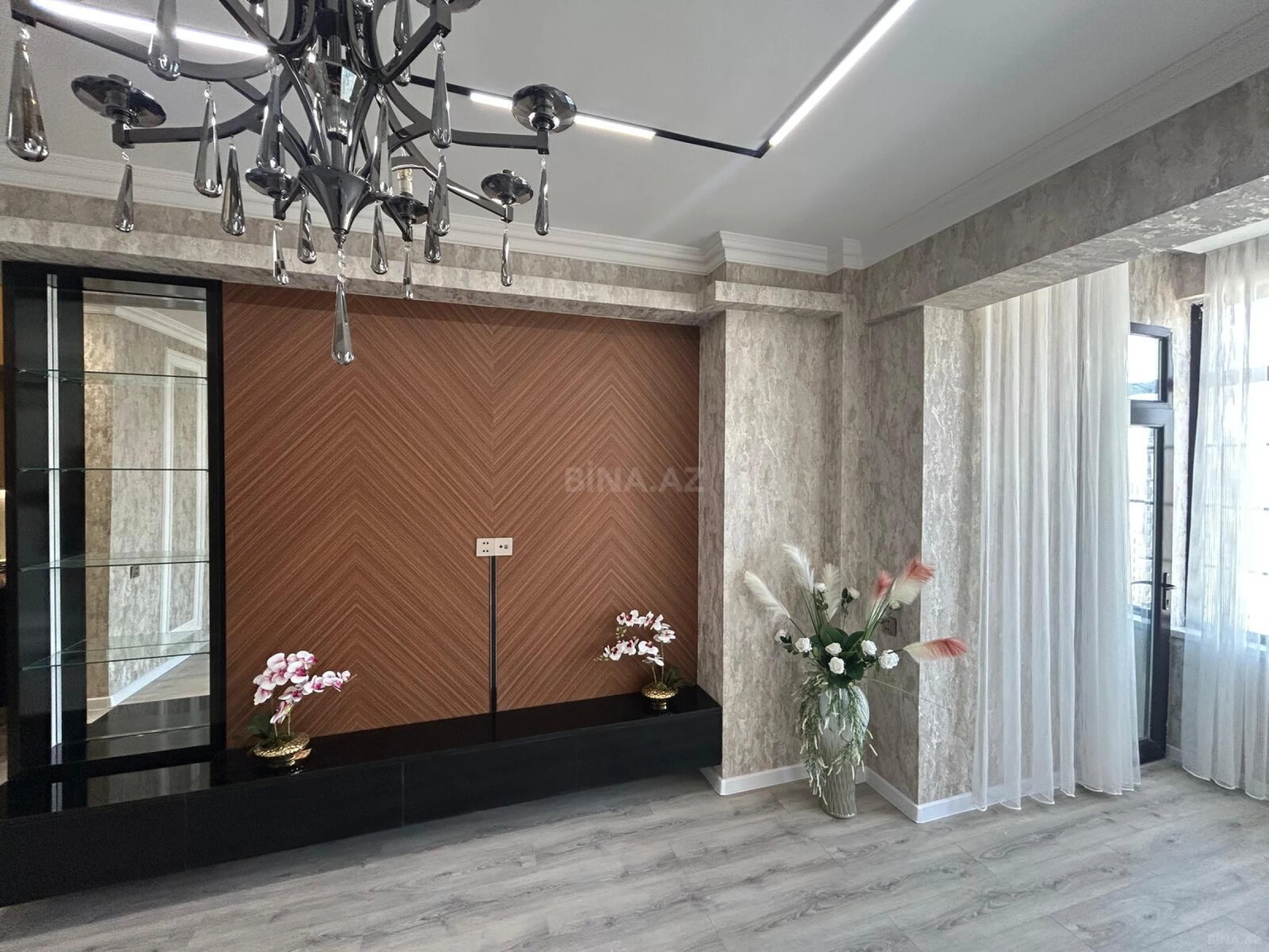 Satılır 2 otaqlı mənzil 58 m²