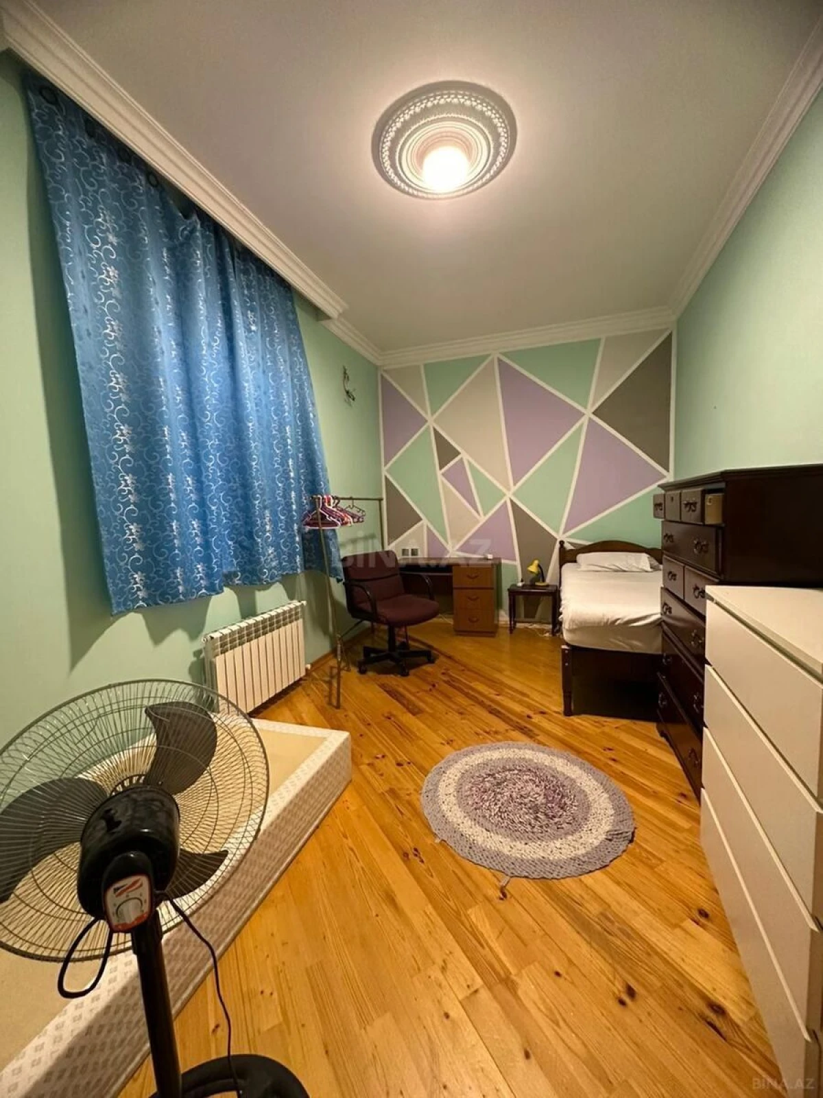 Satılır 6 otaqlı həyət evi 270 m²