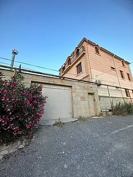 Satılır 6 otaqlı həyət evi 270 m² — Bakı, Badamdar 6 otaq 270.00 m²