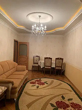 Kirayə verilir 2 otaqlı mənzil 52 m²
