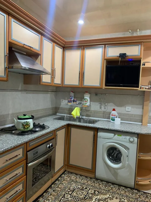 Kirayə verilir 2 otaqlı mənzil 52 m²
