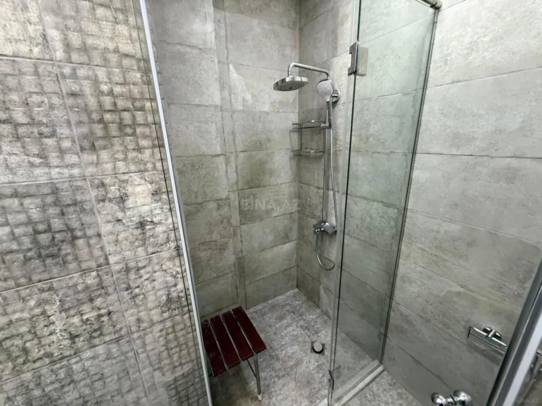 Kirayə verilir 4 otaqlı mənzil 190 m²
