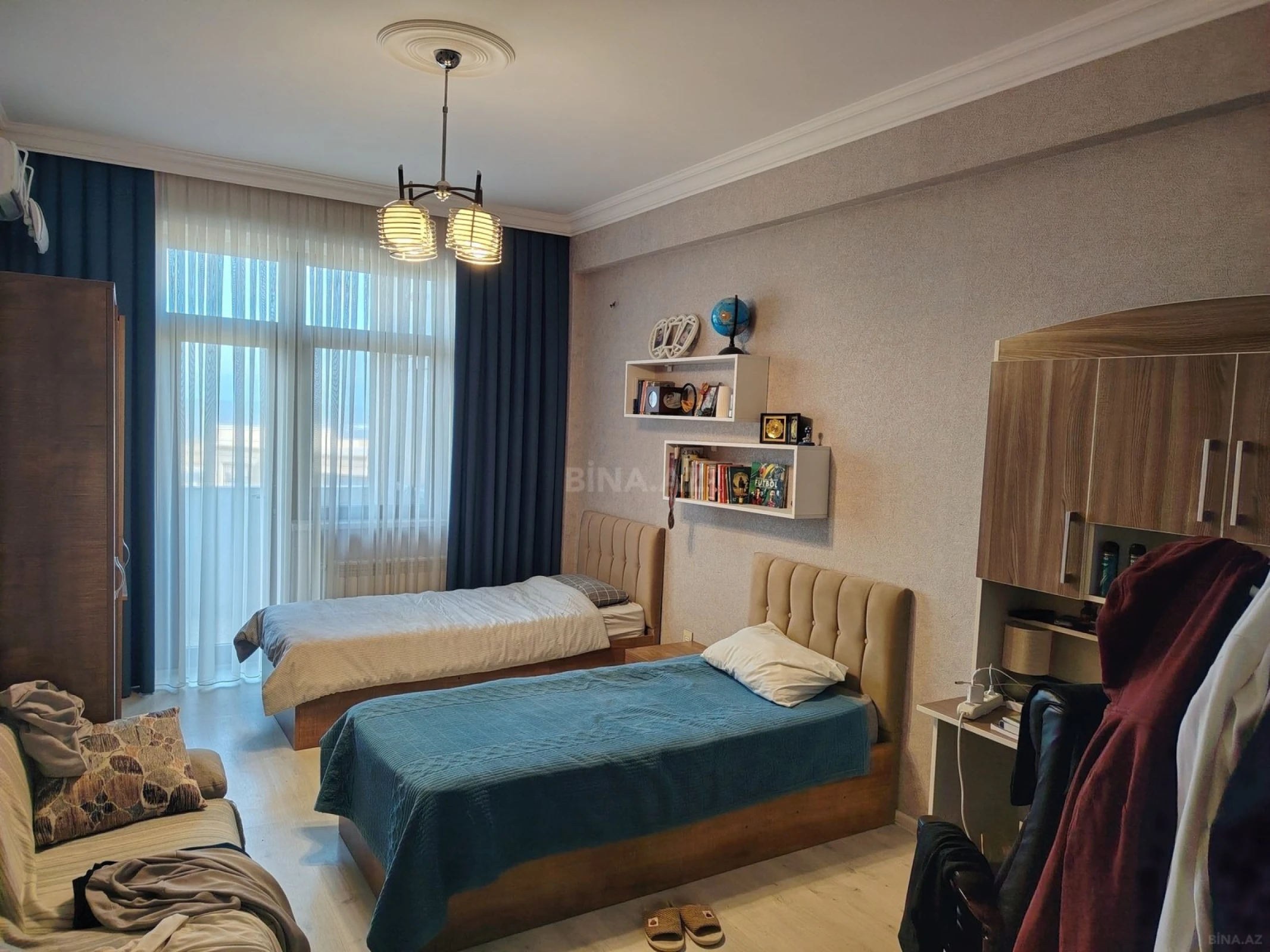 Satılır 3 otaqlı mənzil 150 m²