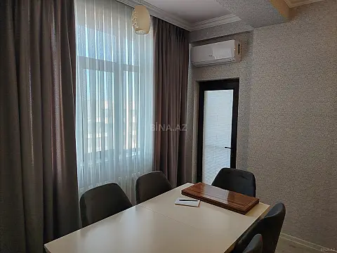 Satılır 3 otaqlı mənzil 150 m²