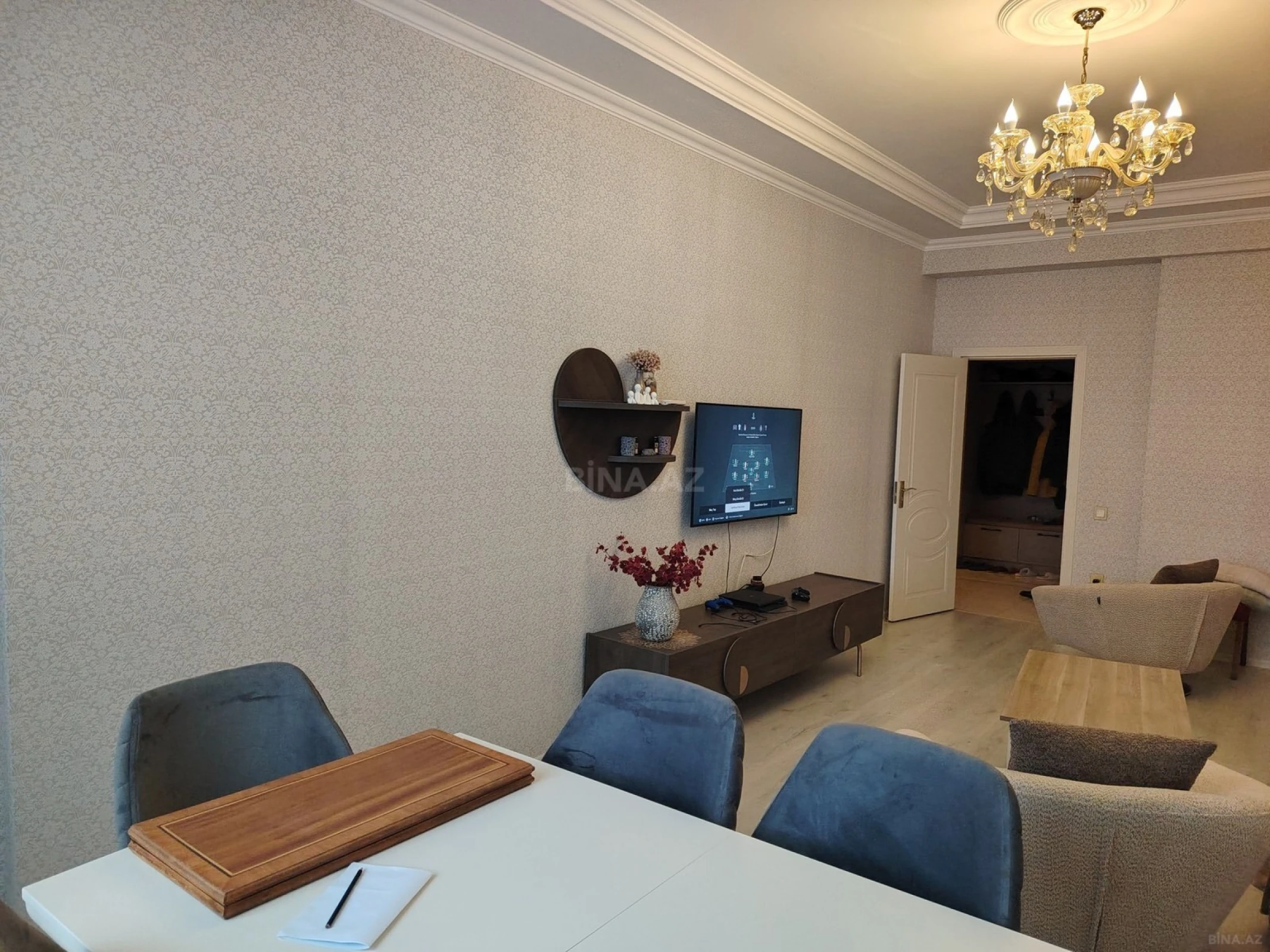 Satılır 3 otaqlı mənzil 150 m²