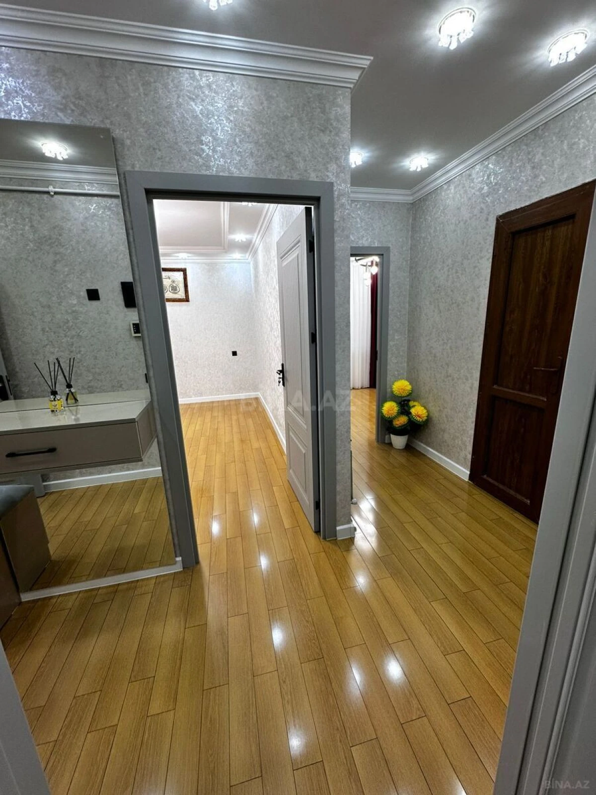 Satılır 3 otaqlı mənzil 60 m²