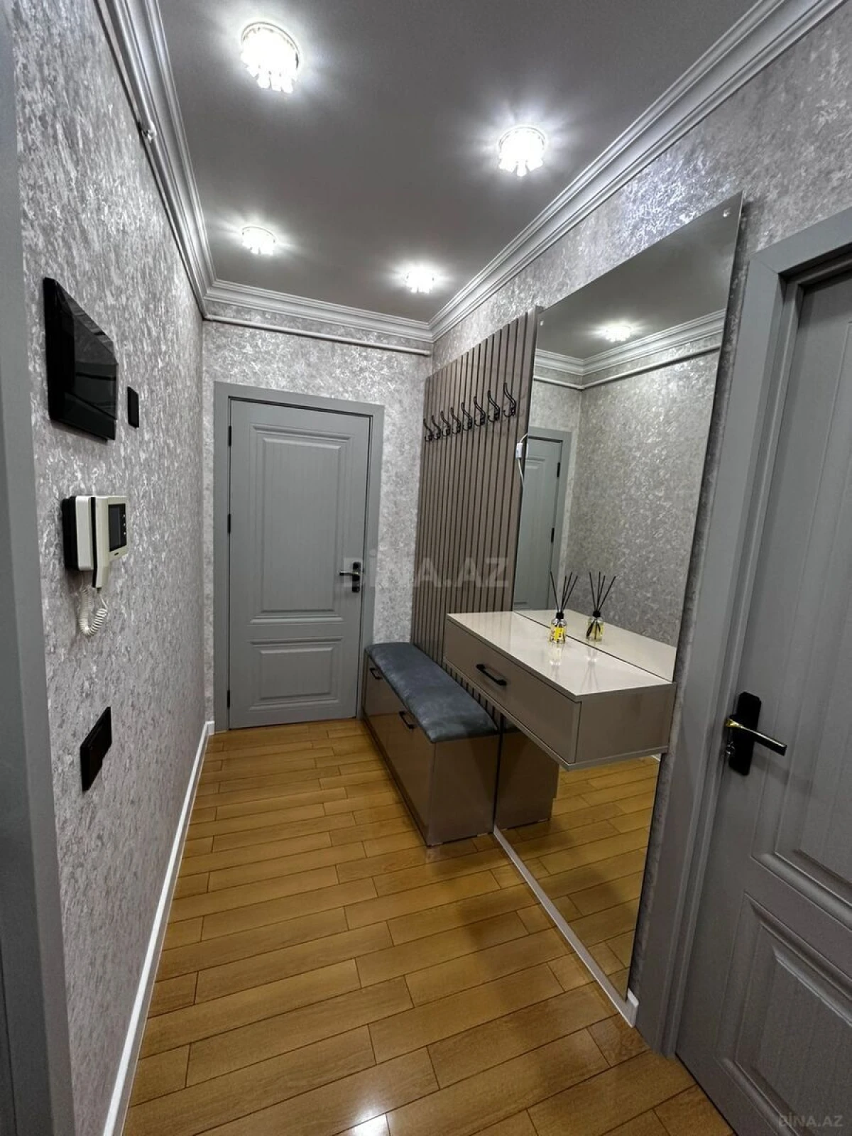 Satılır 3 otaqlı mənzil 60 m²