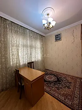 Kirayə verilir 8 otaqlı həyət evi 305 m²