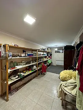 Kirayə verilir 8 otaqlı həyət evi 305 m²