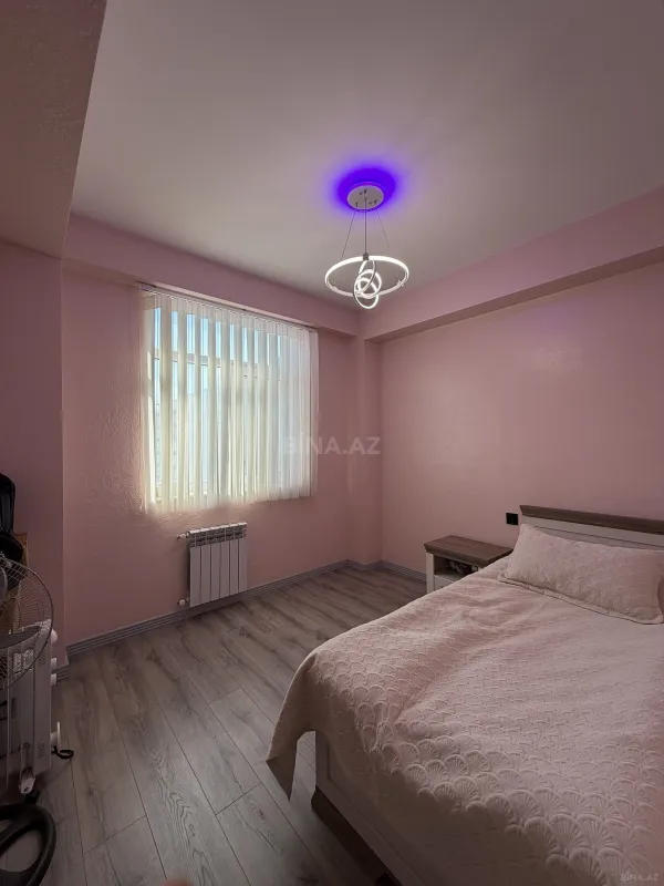 Satılır 4 otaqlı mənzil 100 m²