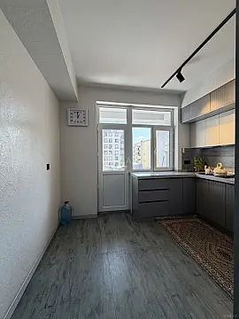 Satılır 4 otaqlı mənzil 100 m²