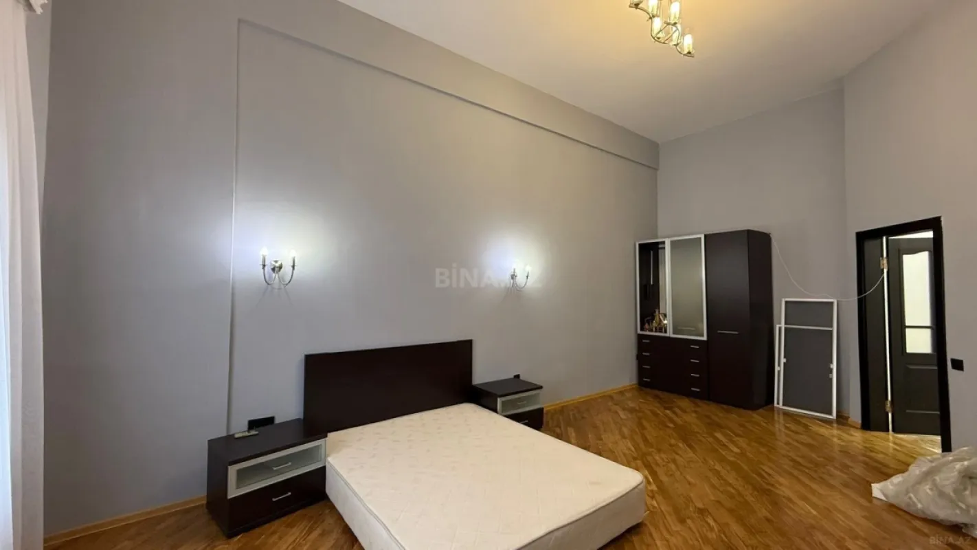 Kirayə verilir 2 otaqlı mənzil 80 m²
