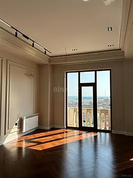 Satılır 3 otaqlı mənzil 145 m²
