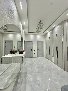 Satılır 3 otaqlı mənzil 104 m²