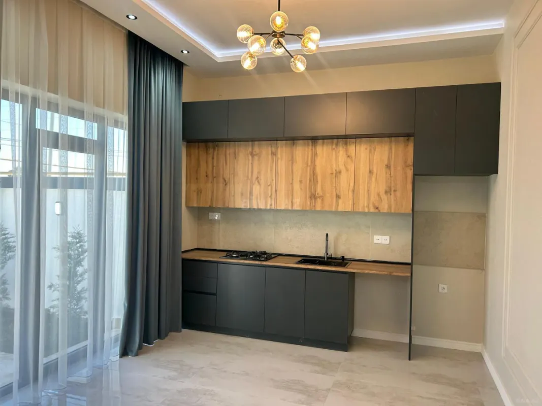 Satılır 4 otaqlı həyət evi 140 m²